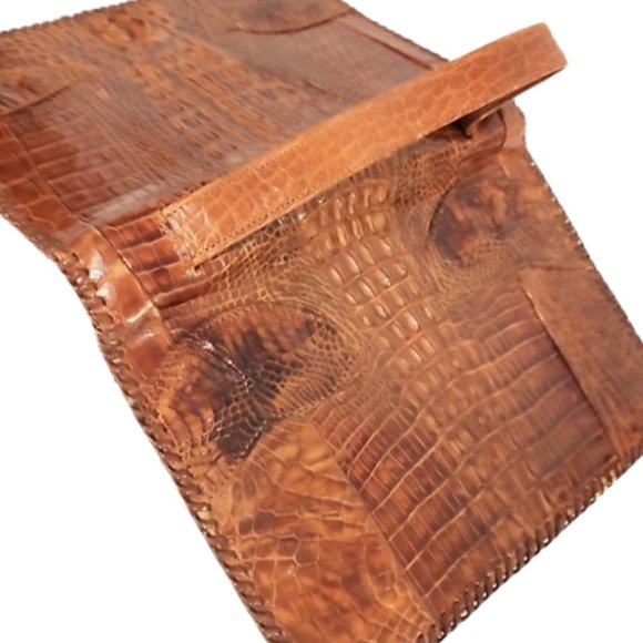 True Vintage 1930s Genuine Alligator Skin Clutch Handbag Purse With A Top Handle - Picture 6 of 8